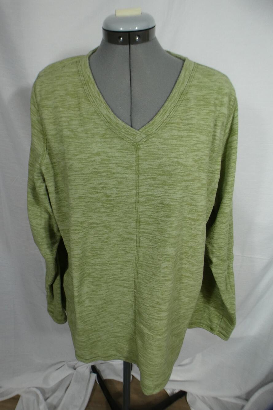 St. John's Bay XL Classic V-Neck Green White Fleece Sweatshirt Long Sleeves